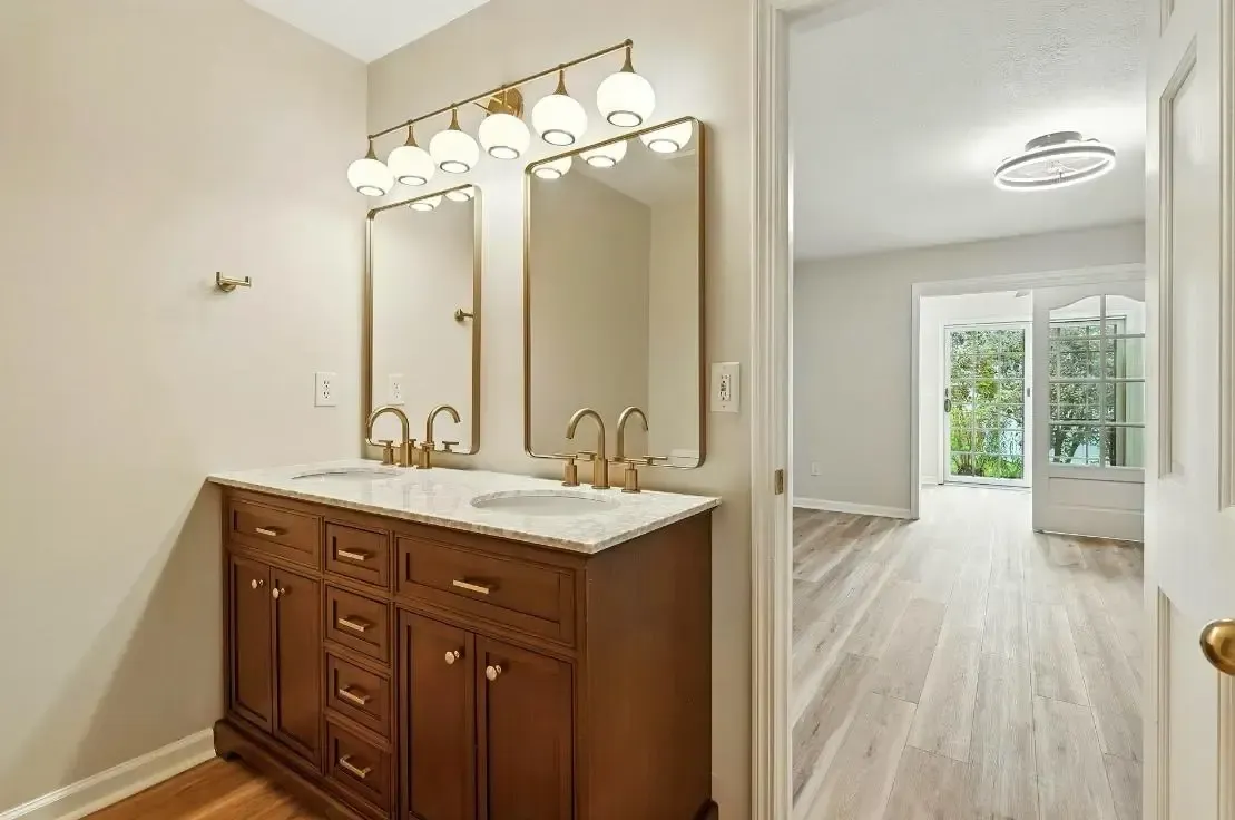 Luxury Master Bathroom